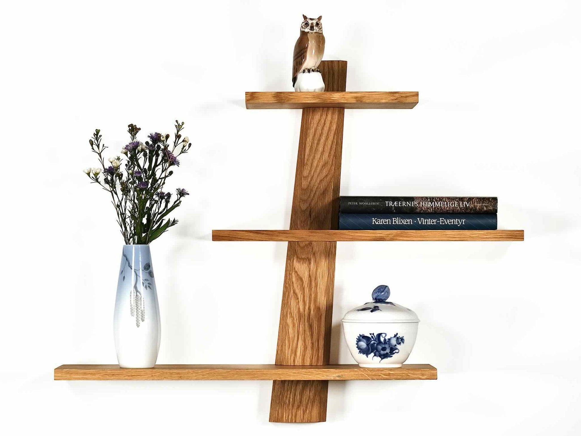 Amagerhylde hylde olieret egetræ moderne design fra HJULER DESIGN