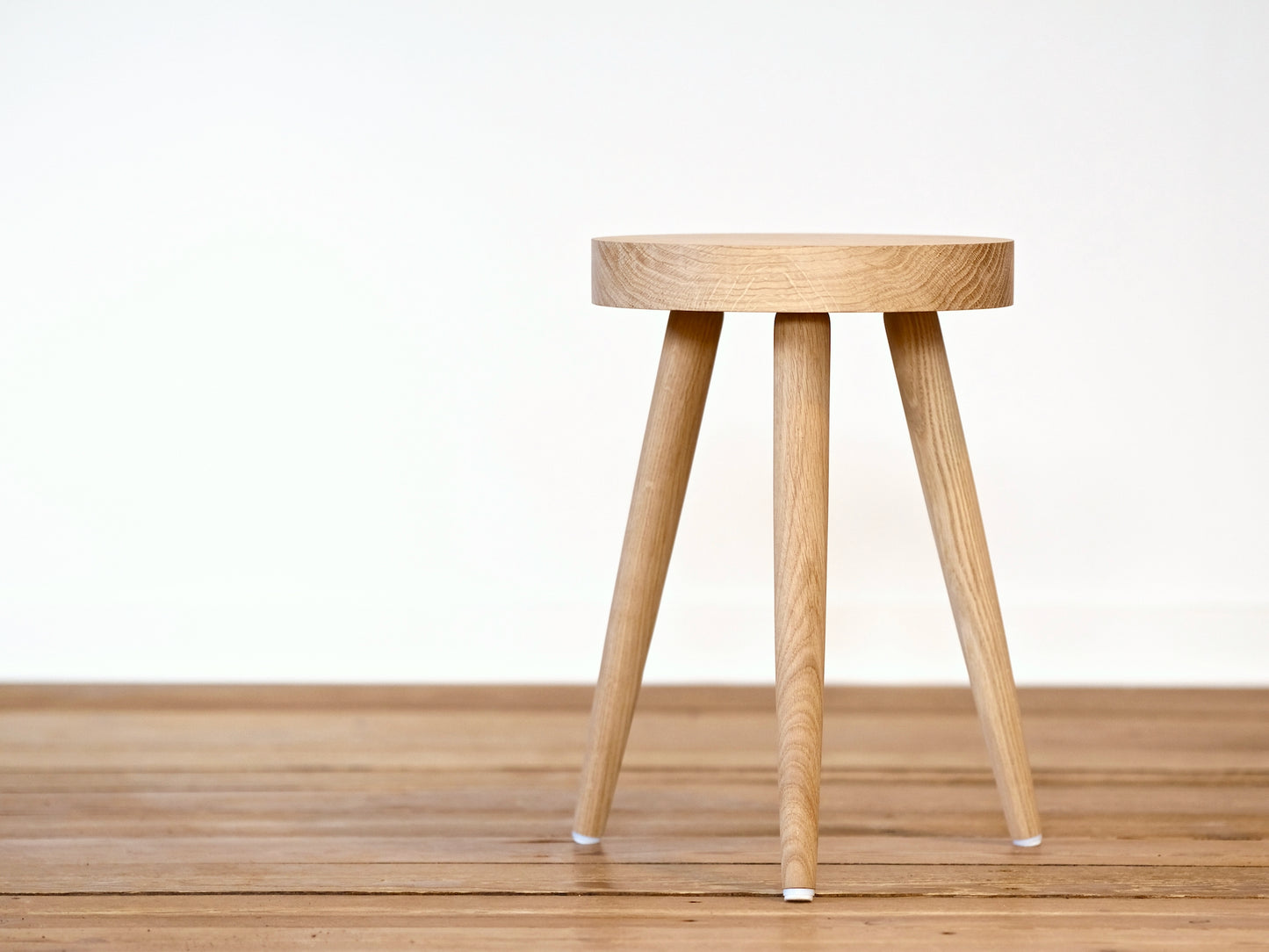 Sengebord natbord soveværelse møbler design træ egetræ enkel moderne dansk ubehandlet fra Hjuler.Design
